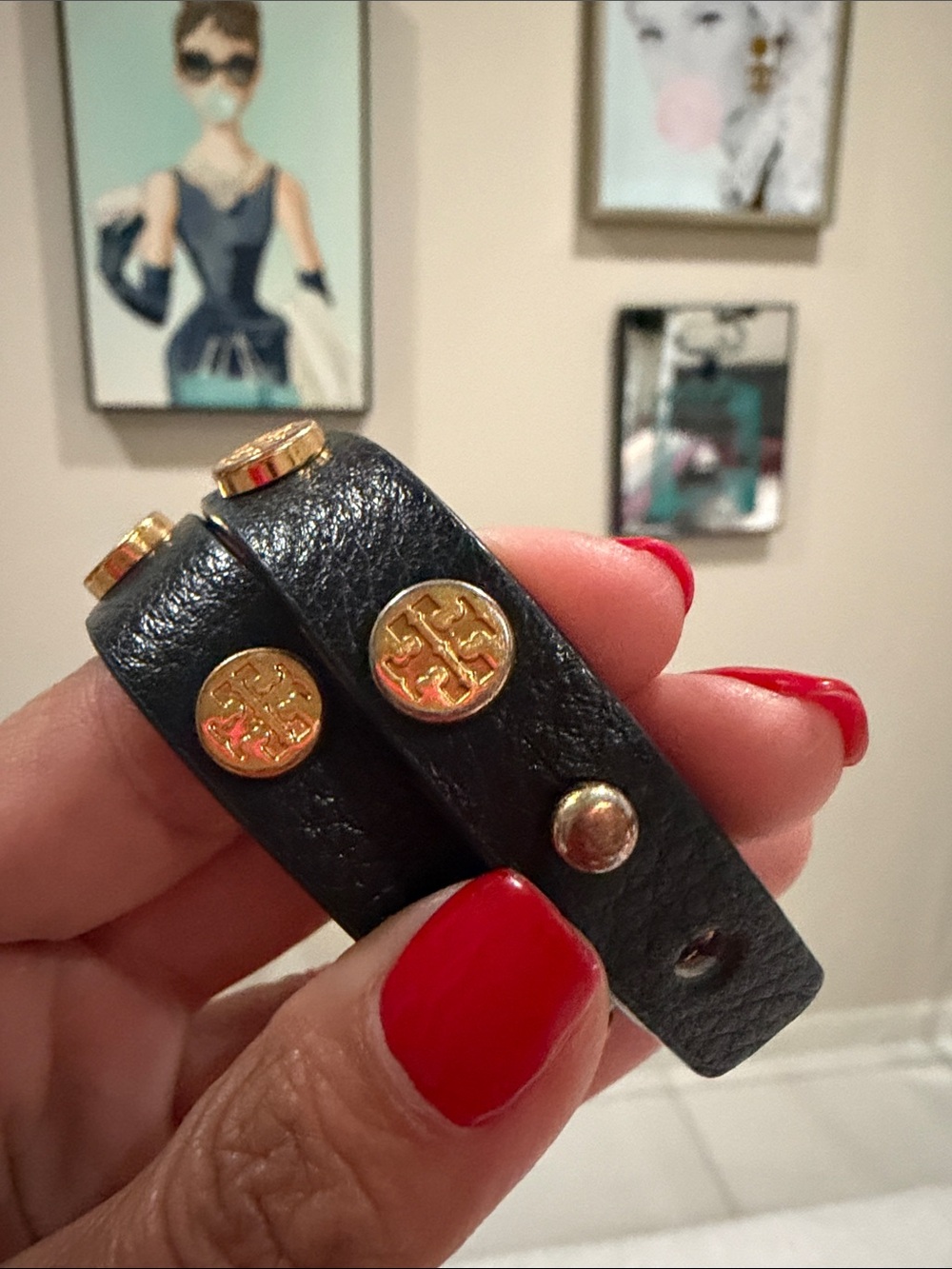 Tory Burch Black Leather Double Wrap Bracelet with Gold Logo Studs - Picture 2 of 4
